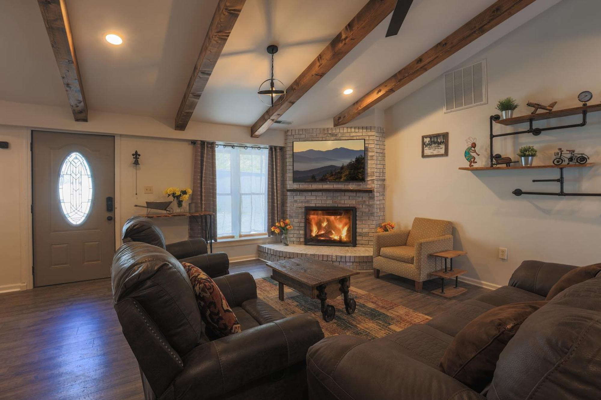 Relaxing 3Br Cottage 1 Mile To Main St Attractions Views Gatlinburg Eksteriør bilde